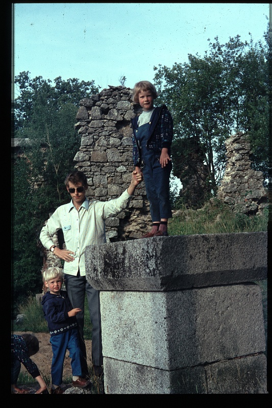 25.Brennberg jul 1968 Walter,Brigitte,Marion,Peter.JPG